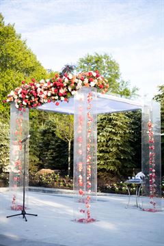 Acrylic Chuppah - All Roses