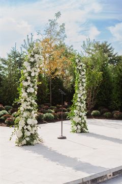 Asymmetrical Broken Wedding Arch - White Colors